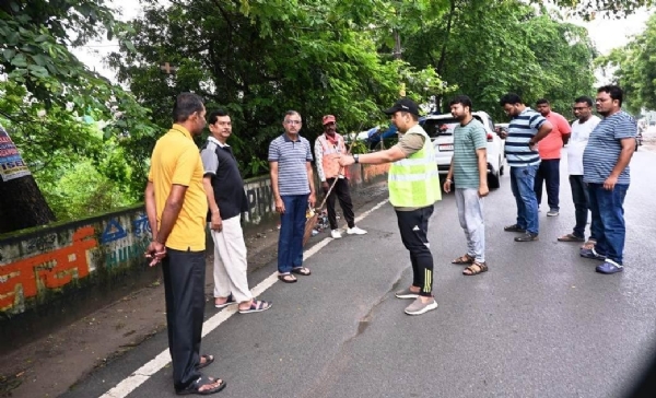 आयुक्त ने शारदा विहार की जनसमस्याओं के निराकरण हेतु अधिकारियों को दिए दिशा निर्देश
