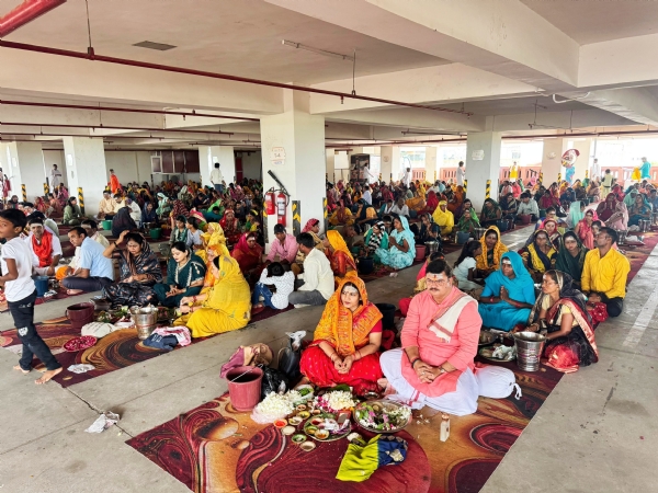 महा रुद्राभिषेक... हर-हर महादेव के निनाद से गूंज उठी रामनगरी