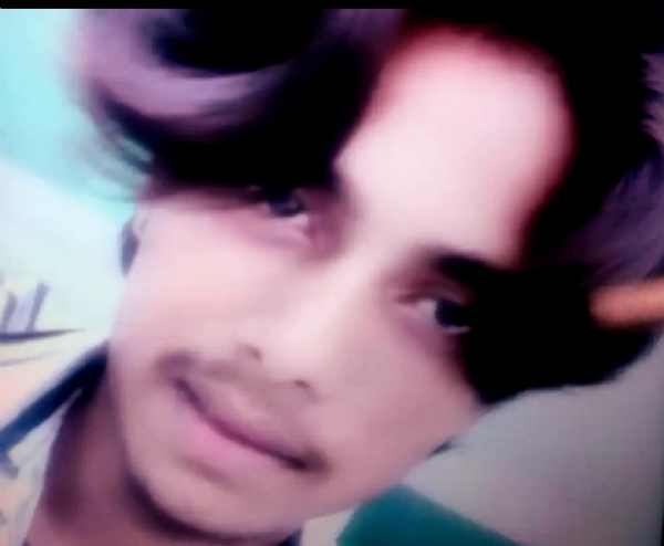 मृतक रवि का फाइल फोटो।