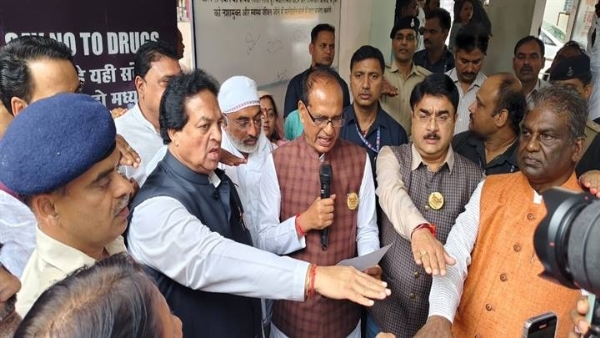 ‘नशे से दूरी - है जरूरी‘‘ अभियानः केन्द्रीय मंत्री चौहान ने नशामुक्त भारत बनाने की दिलाई शपथ