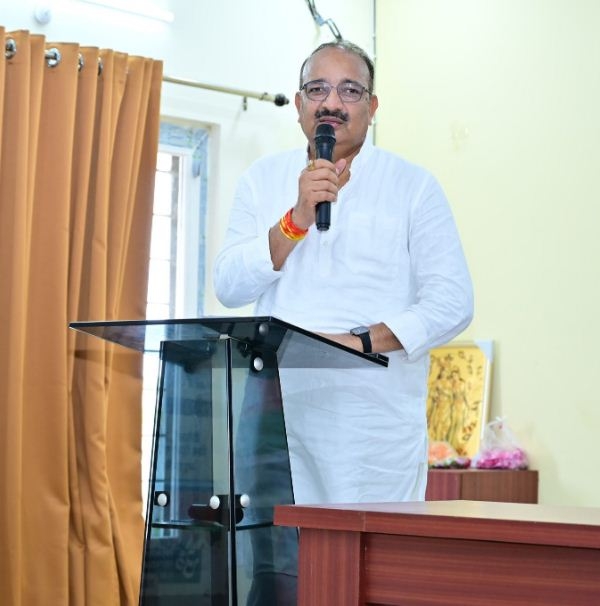 मंत्री दिनेश प्रताप सिंह