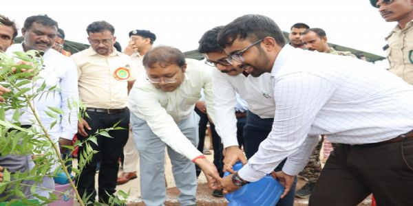 सक्ती : जिले में सामूहिक पौधरोपण महाअभियान का हुआ आयोजन