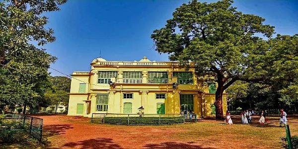 पांच साल बाद पर्यटकों के लिए खुलेगा विश्वभारती विश्वविद्यालय परिसर, तीन अगस्त से हेरिटेज वॉक की शुरुआत