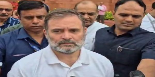 एसएससी परीक्षा रद्द होना प्रशासनिक भ्रष्टाचार का नतीजा: राहुल गांधी