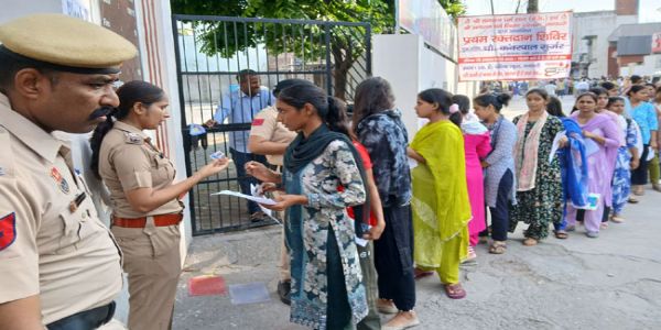 हरियाणा में सीईटी परीक्षा का पहला दिन शांतिपूर्ण, 6.75 लाख अभ्यर्थियों ने दी परीक्षा