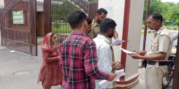 सिरसा: सीईटी परीक्षा के पहले दिन 95.67 प्रतिशत परीक्षार्थी रहे उपस्थित