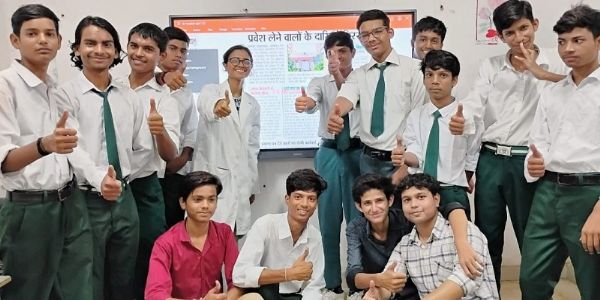 ग्वालियरः कठिन हालात में पढ़ी बेटी सरकारी स्कूलों के विद्यार्थियों को सफलता के लिए कर रही प्रेरित