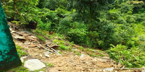(अपडेट) रुद्रप्रयाग में अतिवृष्टि से घरों में घुसा मलबा, केदारनाथ मार्ग पर फंसे यात्री, रेस्क्यू जारी