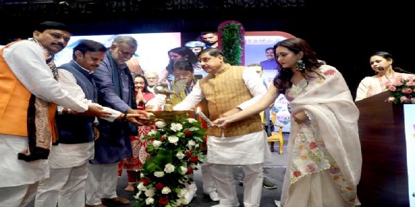 मप्र में इंडस्ट्री और टूरिज्म के क्षेत्र में तेजी से हो रहे कार्य काम पूरे देश के लिए अनुकरणीयः उप मुख्यमंत्री शुक्ल