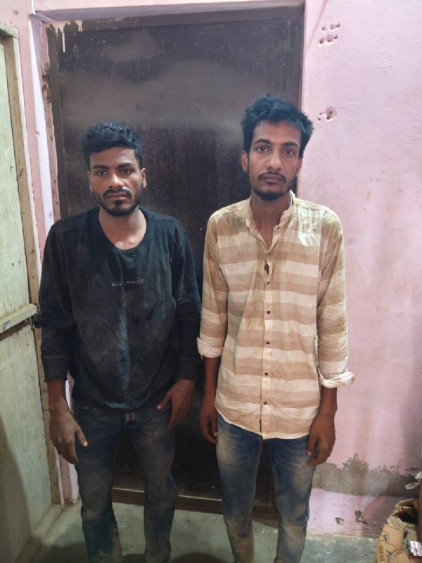 पकड़े गये दोनो अपराधी