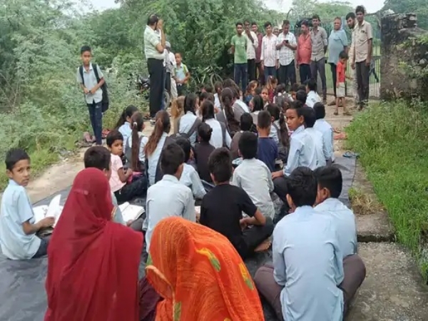 झालावाड़ हादसे के बाद डरे छात्र, उदयपुर में कुछ स्कूलों में नहीं पहुंचे बच्चे