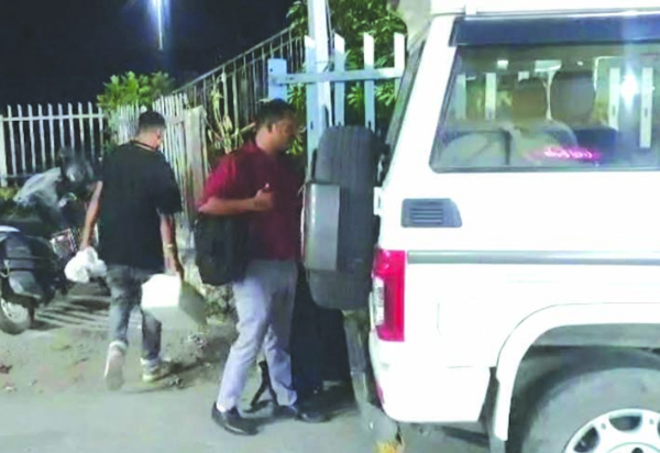 पुलिस गिरफ्त में आरोपित