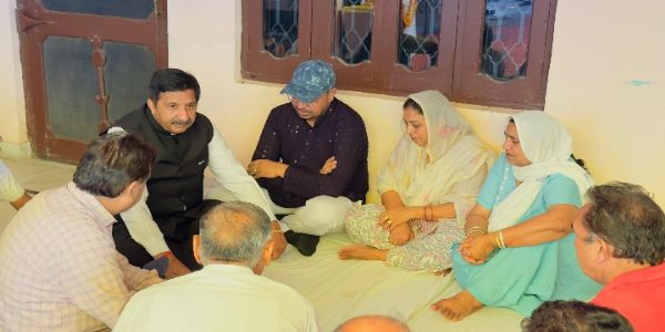 उपमुख्यमंत्री ने दिवंगत पूर्व विधायक गणेश दत्त भरवाल के परिवार काे दी सांत्वना