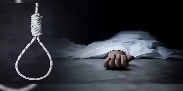 युवक ने पेड़ से फंदा लगाकर की आत्महत्या