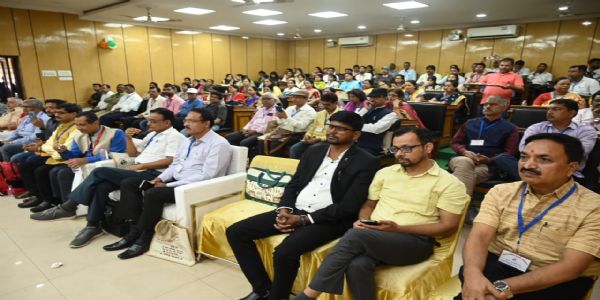 भारतीय दर्शन और भाषा साहित्य को आत्मसात करने की जरूरत : सीपी सिंह