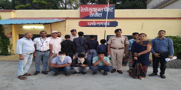 रक्सौल से मुंबई जा रही ट्रेन से चार नाबालिग बच्चे बरामद