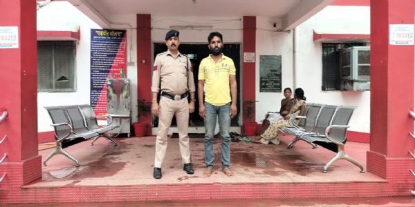 जांजगीर चांपा: कांटा ऑपरेटर से मिलीभगत कर कोयला की अफरा-तफरी करने वाला फरार वाहन चालक गिरफ्तार