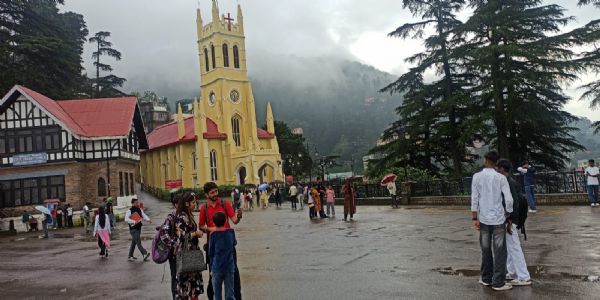 हिमाचल में फिर भारी बारिश की चेतावनी, दो नेशनल हाइवे व 203 सड़कें ठप