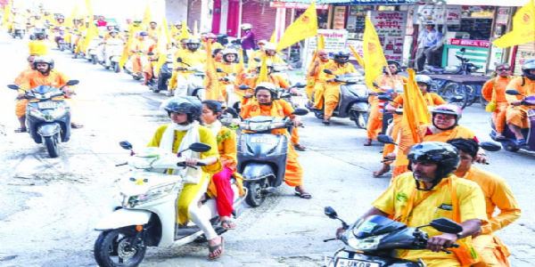 शांतिकुंज परिवार ने निकाली वृक्ष-गंगा-साहित्य स्वच्छता जनजागरण वाहन रैली