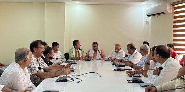 जम्मू-कश्मीर में एनसी-कांग्रेस का पर्दाफाश करेगी भाजपा
