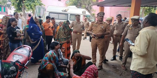 दर्शन करने जा रहे तीन लोगों को वाहन ने मारी टक्कर, युवती की मौत