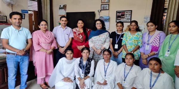 जीडीसी हीरानगर ने ग्रीष्मकालीन इंटर्नशिप कार्यक्रम का सफलतापूर्वक समापन किया