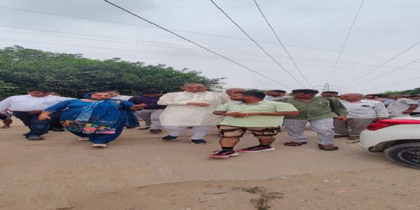 उप महापौर जय भगवान यादव ने नजफगढ़ जोन के द्वारका सी वार्ड का निरीक्षण किया एवं क्षेत्र में नागरिक सुविधाओं की समीक्षा की