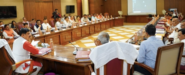 मंत्रि-परिषद की बैठक
