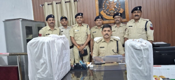 दमोह-पुलिस ने कम्पूटर के सीपीओ से 18 किलो से अधिक गांजा जप्त किया