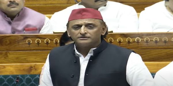 अखिलेश यादव