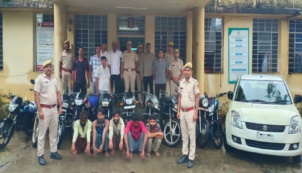 पुलिस ने जब्त किए पन्द्रह लाख के वाहन बरामद:मास्टर चाबी गैंग पांच शातिर चोर गिरफ्तार