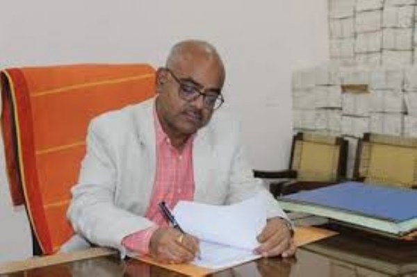 जिलाधिकारी जितेंद्र प्रताप सिंह की फ़ाइल फोटो