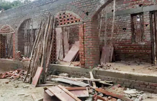 सोनीपत: सरकारी स्कूल की निर्माणाधीन इमारत