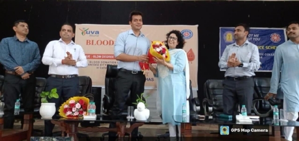 Blood donation camp organized with the cooperation of Yuva Bharat and District Administration Kathua