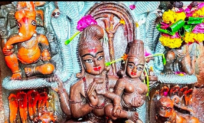 नागचंद्रेश्वर मंदिर में हैं नेपाल से लाई गई 11वीं शताब्दी की अद्भुत प्रतिमा