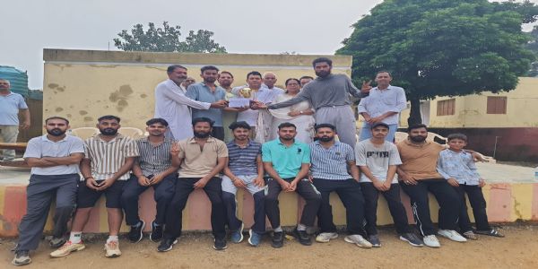 मैरा मांदरेया क्रिकेट क्लब के नाम रहा फाइनल, बच्चे अपने लक्ष्य की प्राप्ति के लिए करें निरंतर प्रयास : सुरेश शर्मा