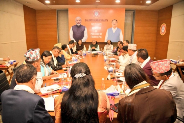 भाजपा मुख्यालय में नेपाली प्रतिनिधिमंडल