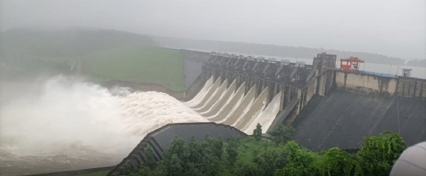 अटल सागर मणिखेड़ा डैम के भी आठ गेट खोले गए