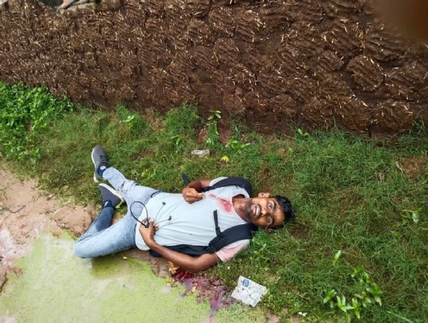 पड़ी लाश