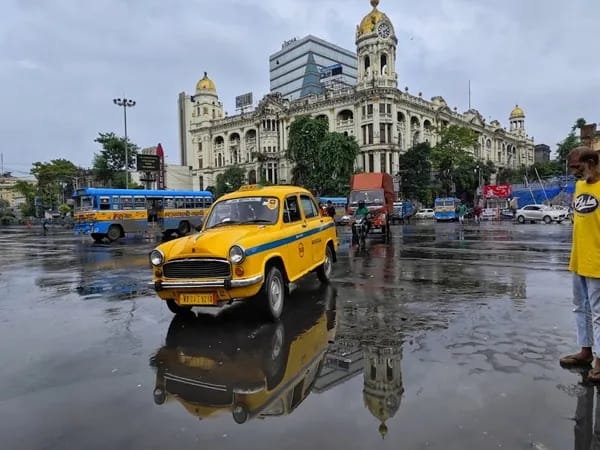 बंगाल में बारिश ने किया बेहाल
