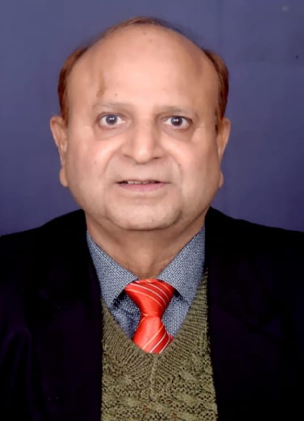 तिलहन अनुभाग प्रभारी डॉ. महक सिंह