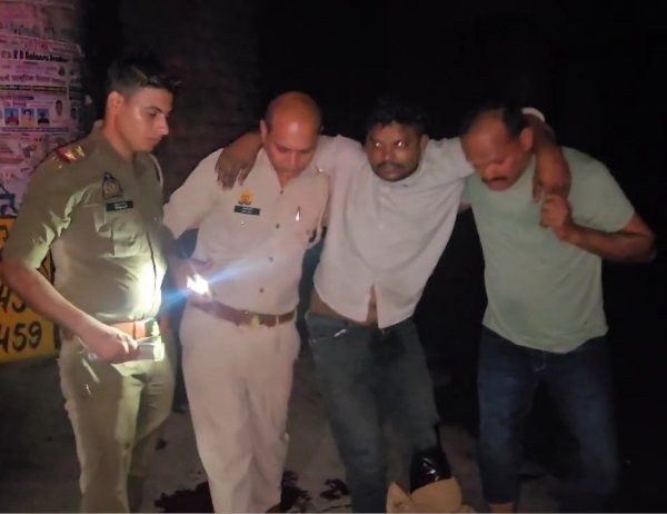 गिरफ्तार अभियुक्त