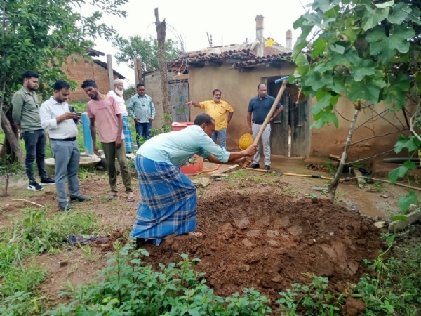 मोर गांव मोर पानी अभियान अंतर्गत संरक्षित हो रहा वर्षा जल