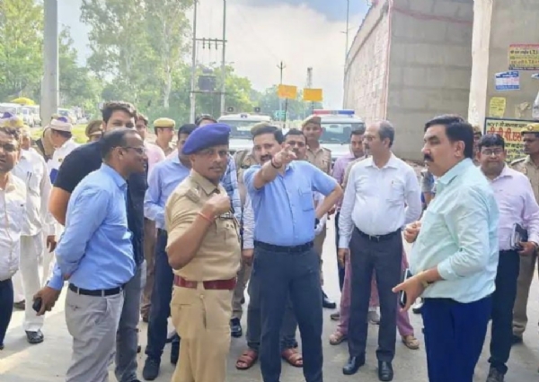 डीएम, एसपी ने किया कांवर रूटों का निरीक्षण