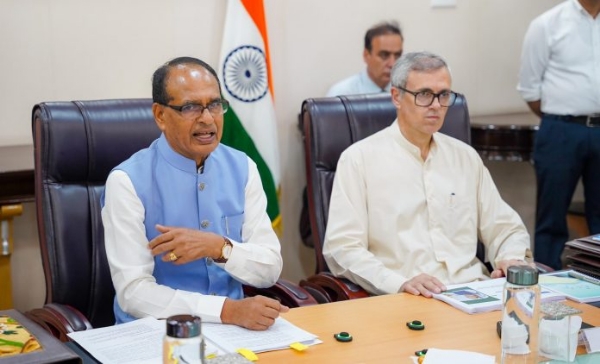 केंद्र कश्मीर में बागवानों को रोग प्रतिरोधी पौधे उपलब्ध कराने के लिए स्वच्छ पौध सुविधा केंद्र स्थापित करेगा-केंद्रीय कृषि मंत्री
