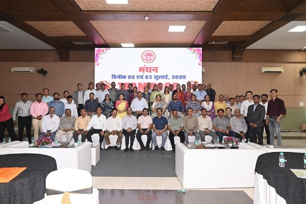 कार्यशाला को संबोधित करते हुए अपर मुख्य सचिव रश्मि अरुण शमी