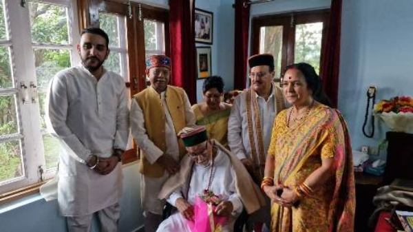 राज्यपाल ने प्रो. नारायण लाल नड्डा को शतायु होने पर दीं शुभकामनाएं