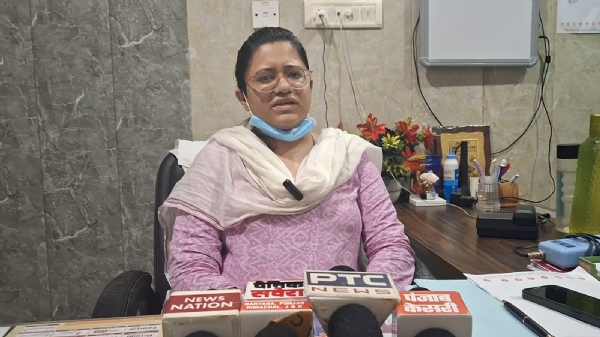 गुरु नानक अस्पताल के  गायनोकोलॉजिस्ट डॉ. तनु वर्मा
