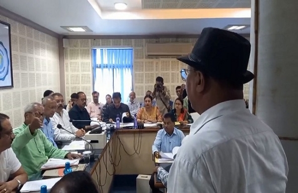 तृणमूल में फुट