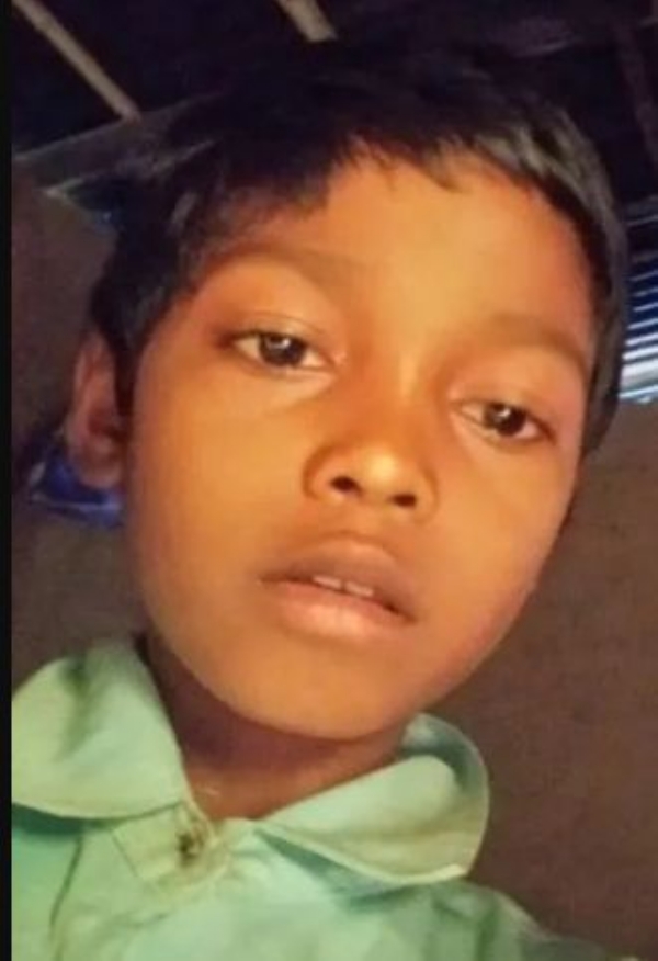 मोबाइल चार्ज करते समय करंट लगने से बच्चे की मौत